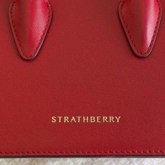 [Strathberry] Authentic Ruby Red Nano Tote Gold Hardware with Leather Strap - Picture 4 of 13
